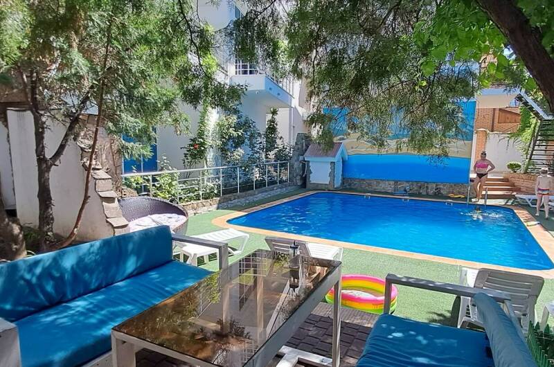 Апартамент в отеле «Кристалл»