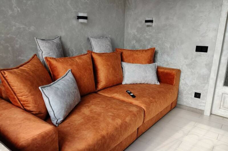 Квартира с отдельным входом и двором