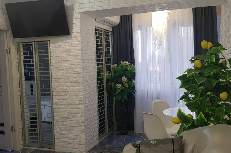 Двухкомнатные апартаменты у самого моря