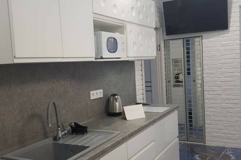 Двухкомнатные апартаменты у самого моря