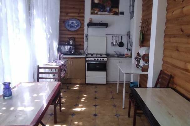 Частный сектор «Лавр»