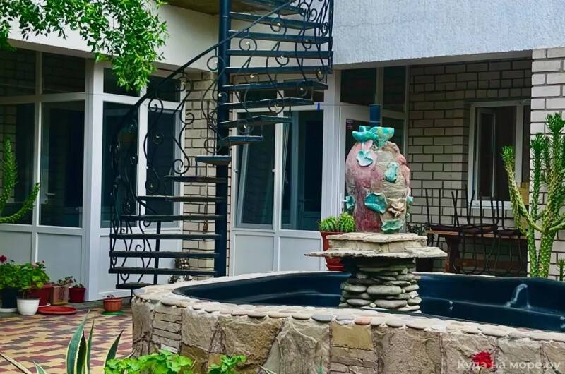 Частный дом «В гостях у Наримана»