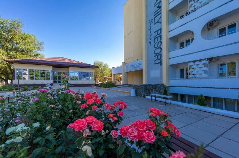 Отель «Family Resort»