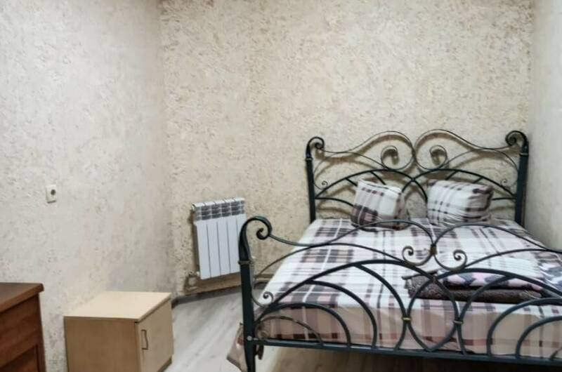 2-х комнатная квартира на Горького