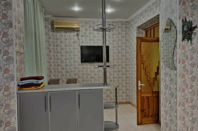 2-х комнатная квартира на Горького