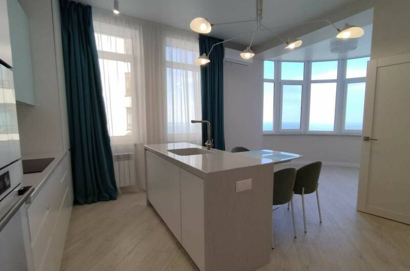 3 комн. квартира «Люкс» с прекрасным видом на море