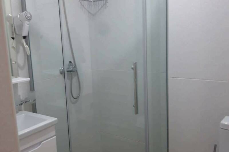 Отель «Акрос»