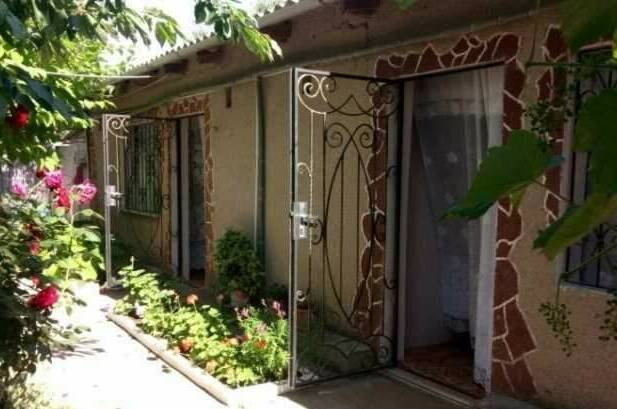 Частный дворик «Ластуля»