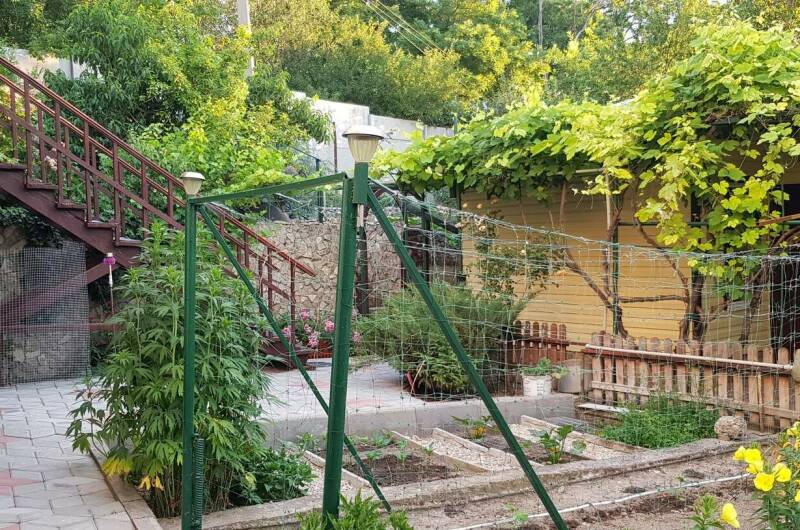 Гостевой дом на Сиренной 1