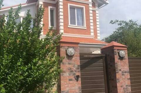 Дом на две семьи