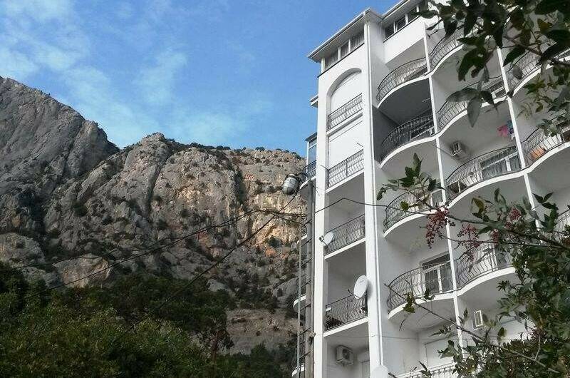 Апартаменты «Лазурный Батилиман»