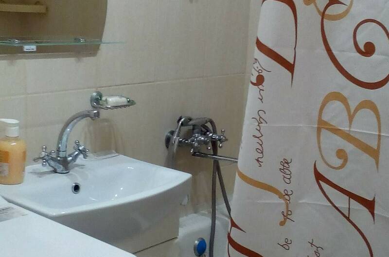 Двухкомнатная квартира на берегу моря