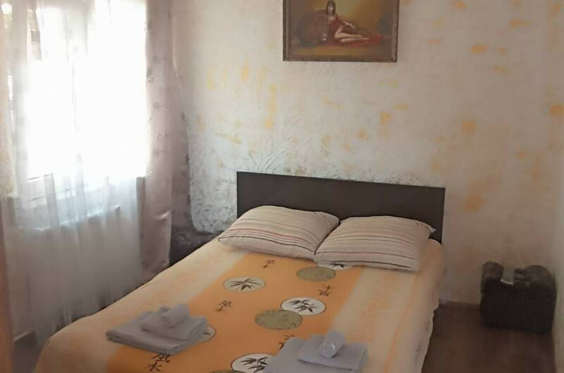 Коттедж с отдельным двором