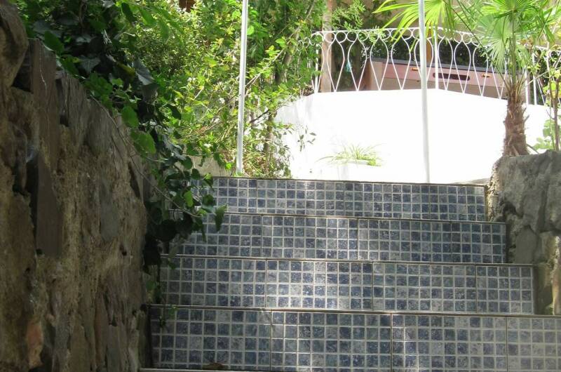 Домик с бассейном под ключ