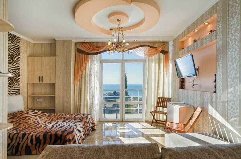 Квартира-студия с видом на море