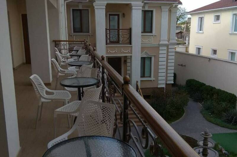 Zlata Guest House (Гостевой дом «Злата»)