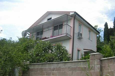 Частное домовладение «Людмила»