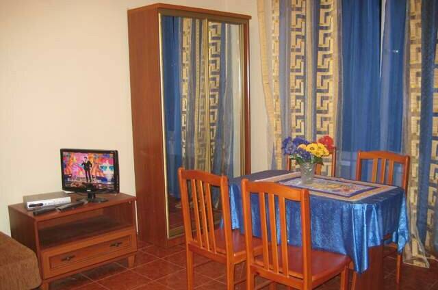 Частное домовладение «Людмила»