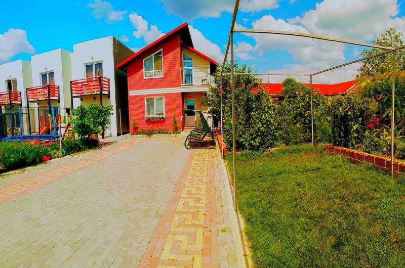 Бунгало парк «ΓΛΑΡΟΣ»