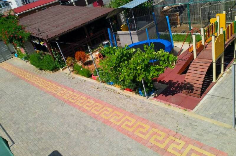 Бунгало парк «ΓΛΑΡΟΣ»