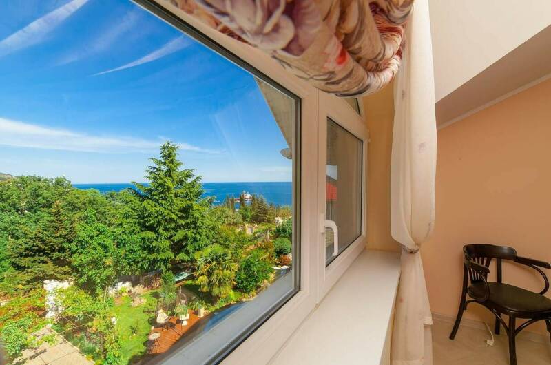 Апартаменты на Лазурной