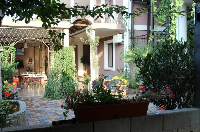 Частное домовладение «Оникс»