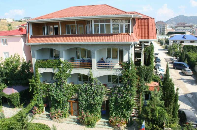 Гостевой дом «Бунгало у Романа»