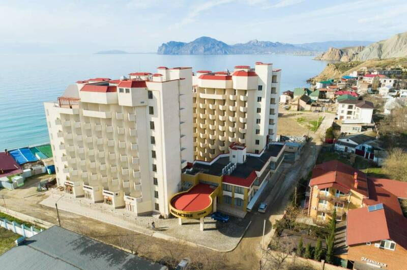 Отель «Династия»