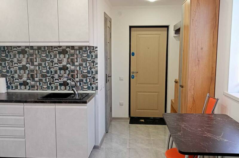 Студия под ключ в частном доме