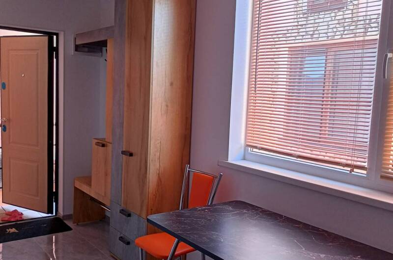 Студия под ключ в частном доме