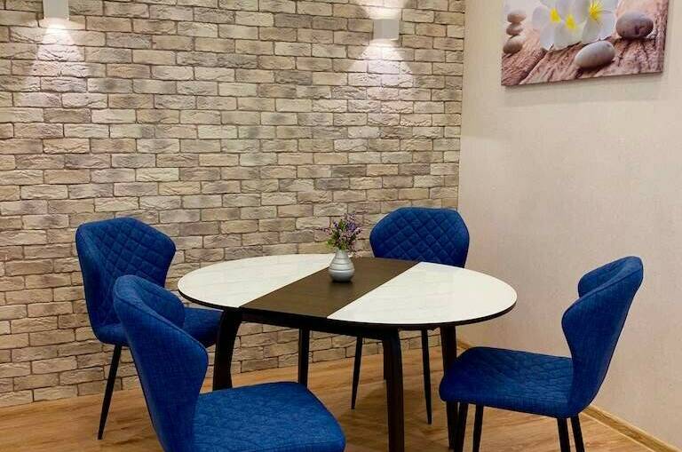 Двухкомнатная квартира на Руданского