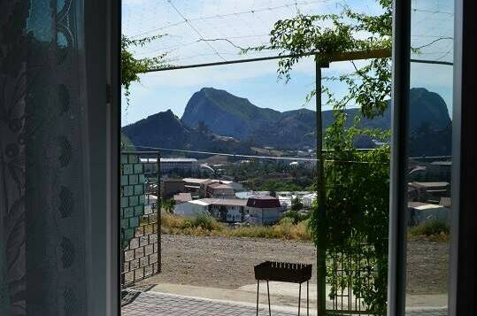 Дом 4-х комнатный с двором под ключ «У Заира 1»