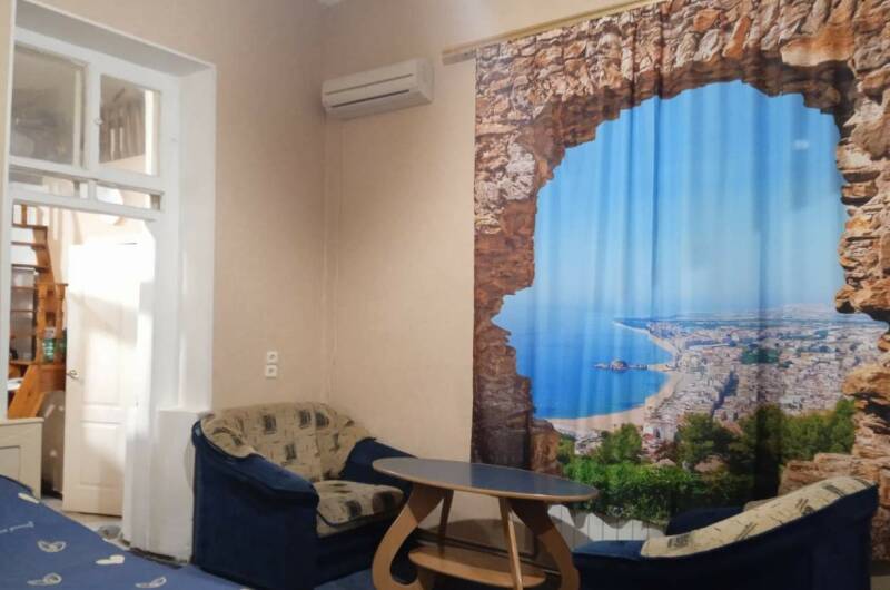 Однокомнатная квартира с двором и парковкой