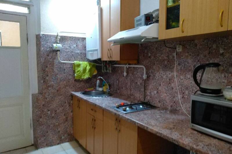 Однокомнатная квартира с двором и парковкой