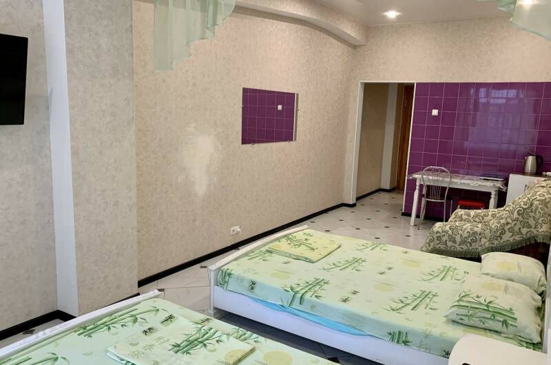 Студия рядом с набережной Ялты