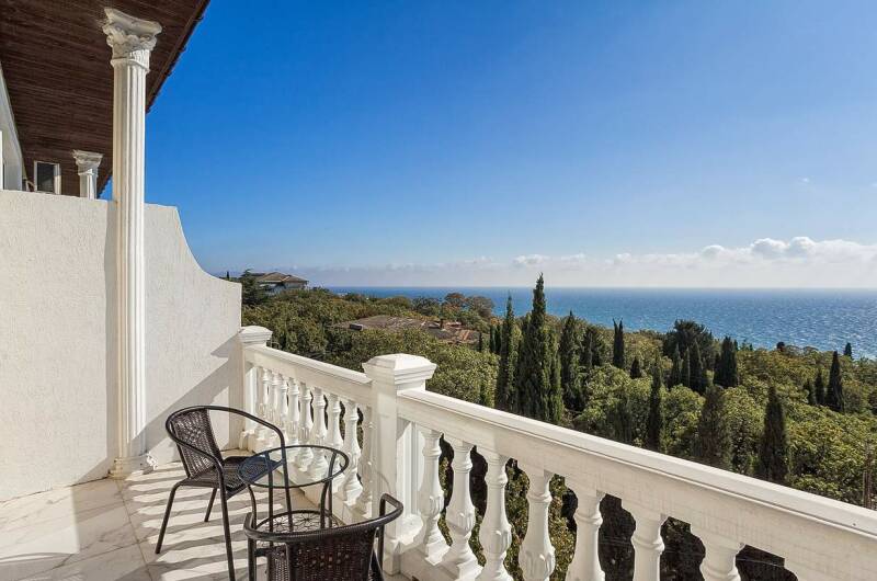 Супервидовая студия напротив санатория им. Боброва