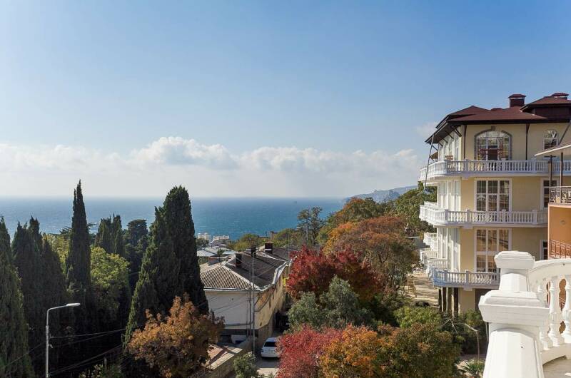 Супервидовая студия напротив санатория им. Боброва