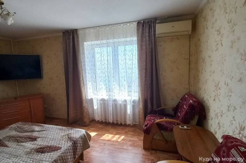 Квартира с панорамным видом на море и гору Медведь