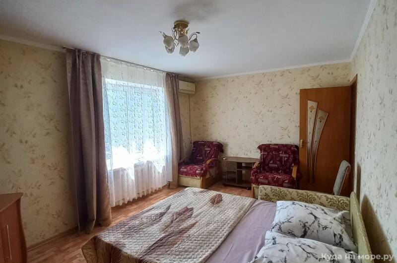 Квартира с панорамным видом на море и гору Медведь